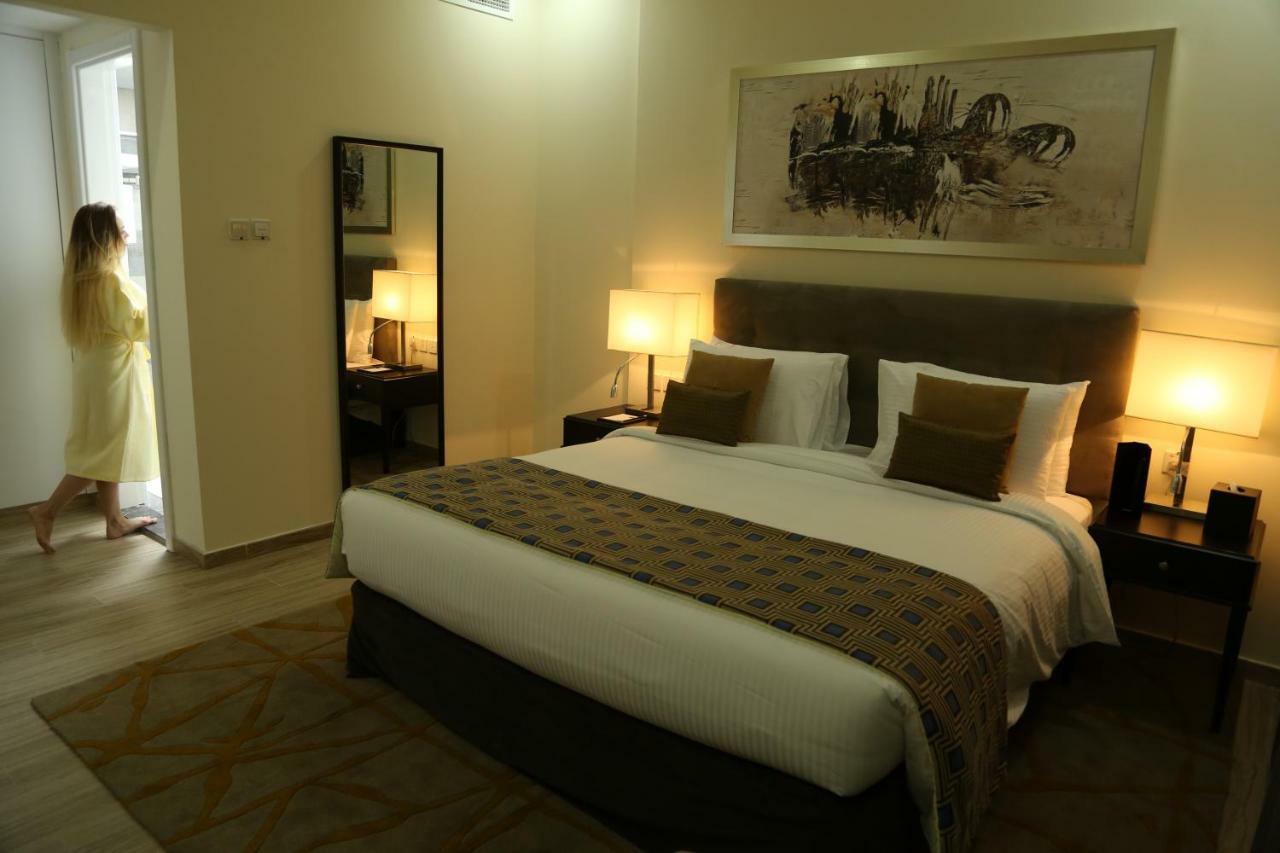 Uptown Hotel Apartment Fujairah By Gewan Quarto foto