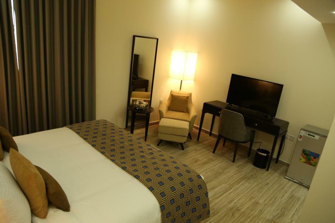 Uptown Hotel Apartment Fujairah By Gewan Exterior foto